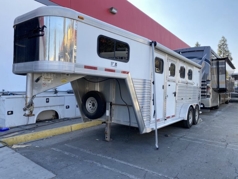 Horse Trailer Repair Shop