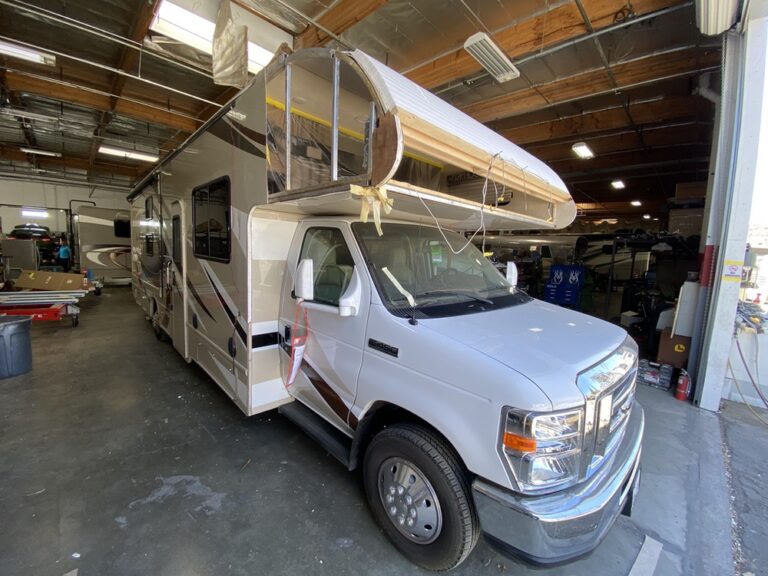 RV Roof Repair Shop